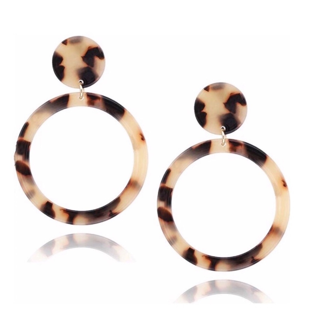 Fashion Statement Drop Earrings Oval Earrings - Picture 2 of 2